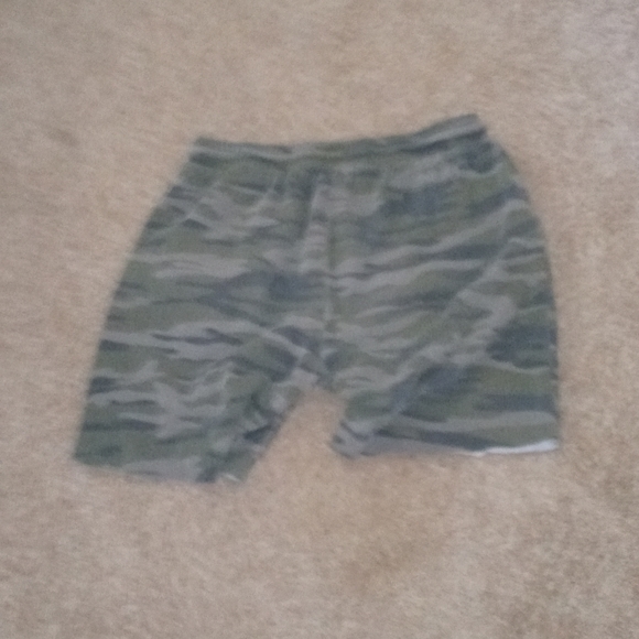 Camo shorts with white strings. - Picture 2 of 2